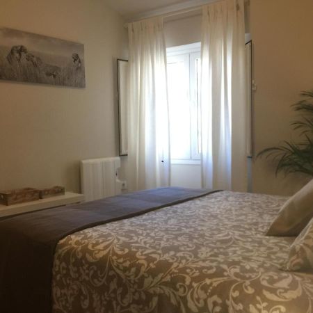 Apartamentos Turisticos Clavero 1 普拉森西亚 外观 照片