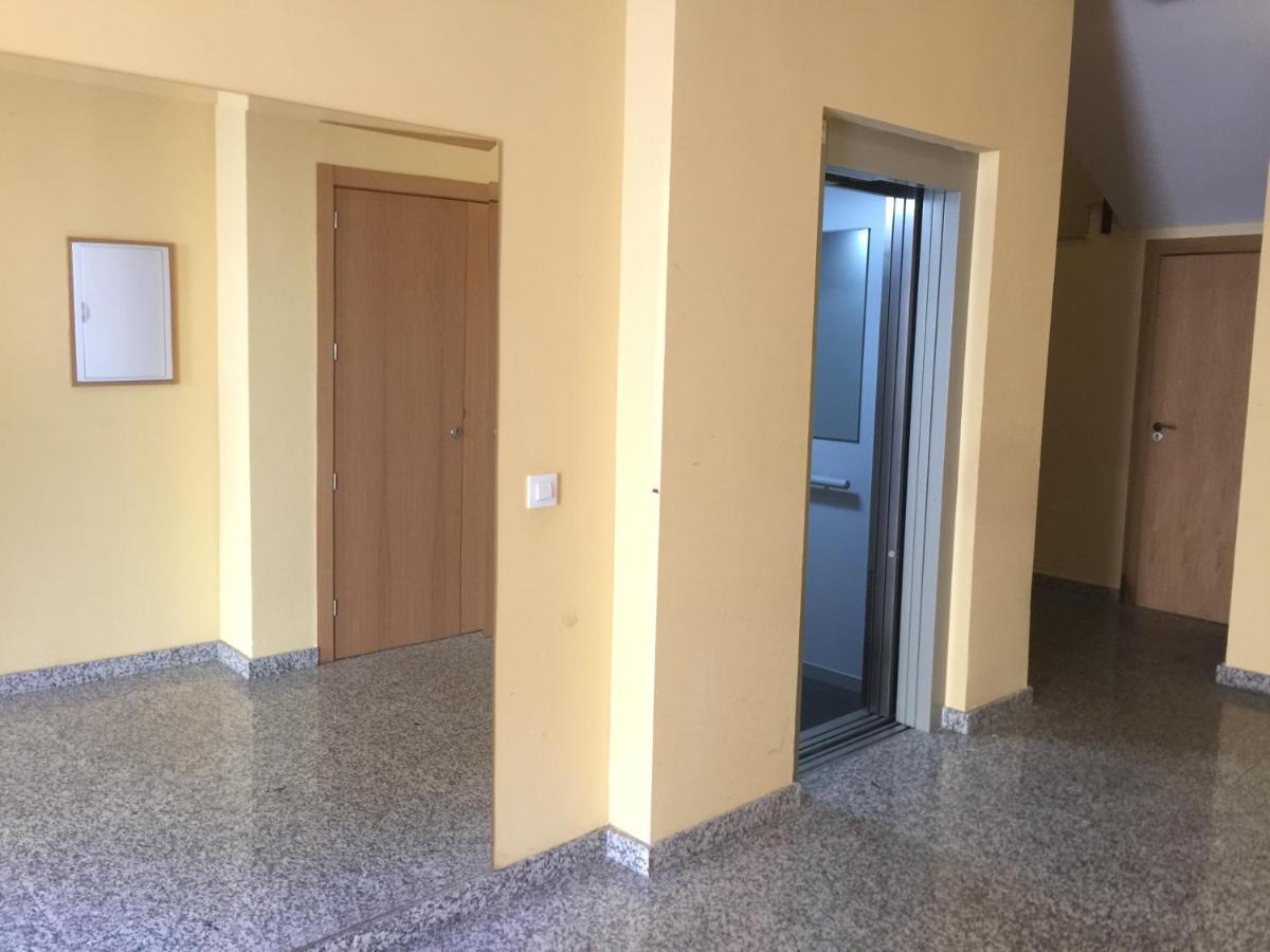 Apartamentos Turisticos Clavero 1 普拉森西亚 外观 照片